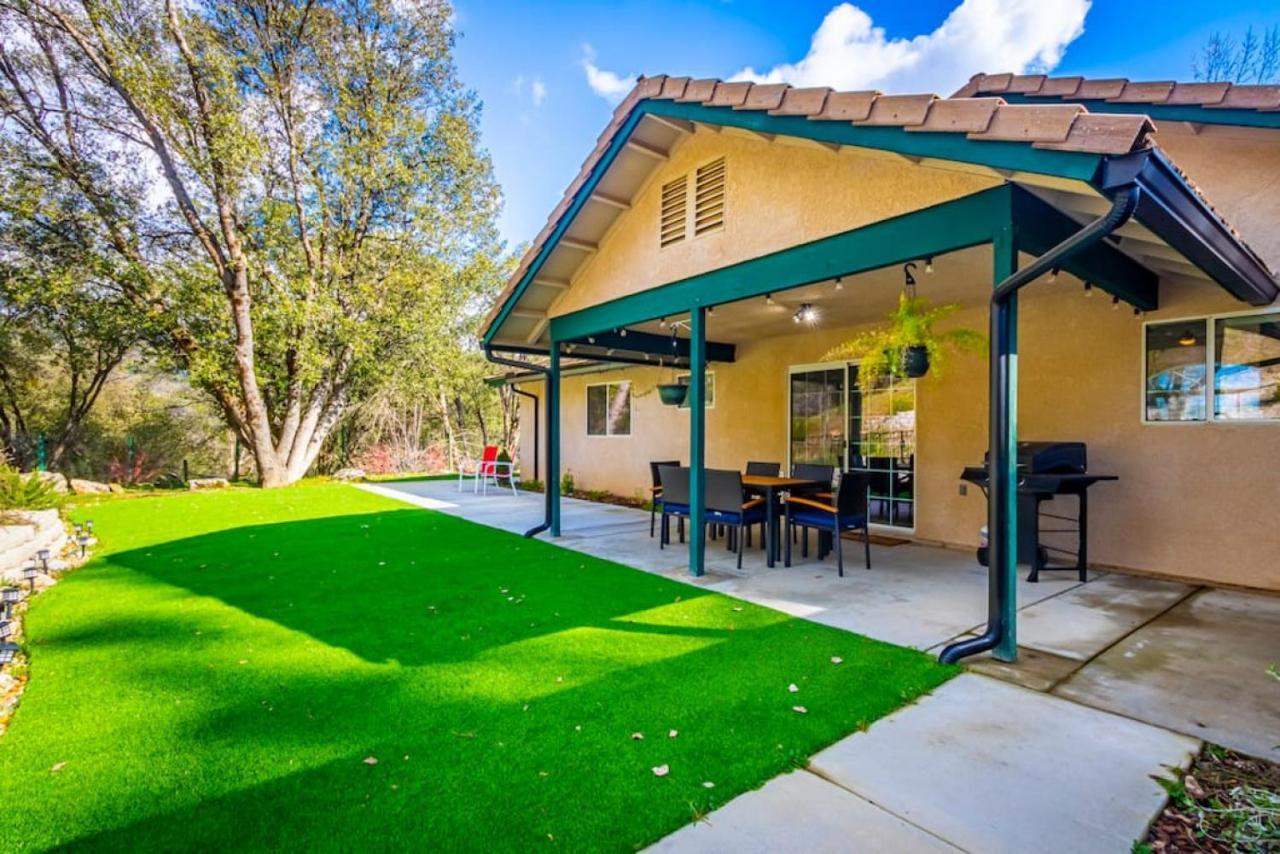 Mystic Mountain Villa, 14 Miles From Yosemite Окхерст Экстерьер фото