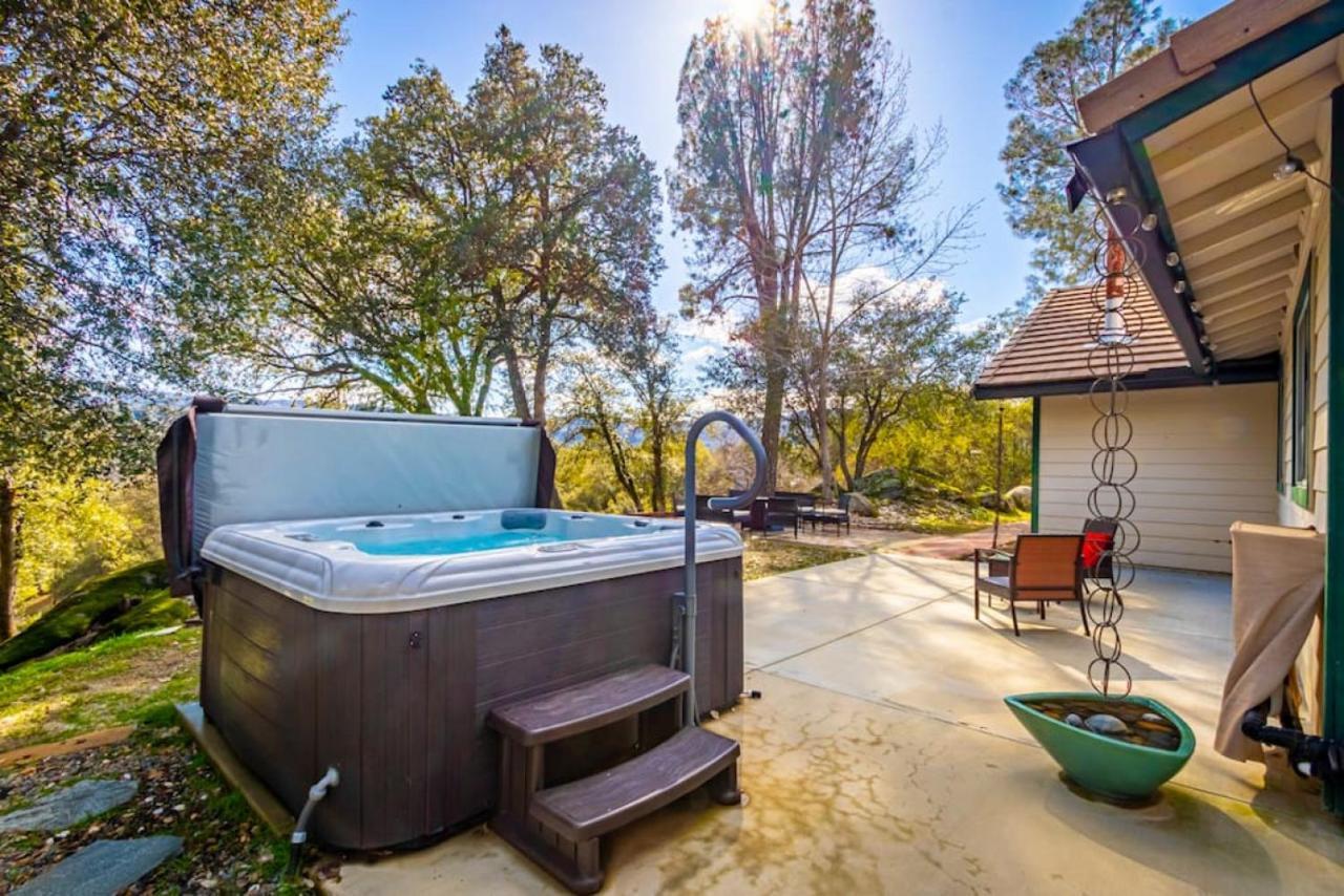 Mystic Mountain Villa, 14 Miles From Yosemite Окхерст Экстерьер фото