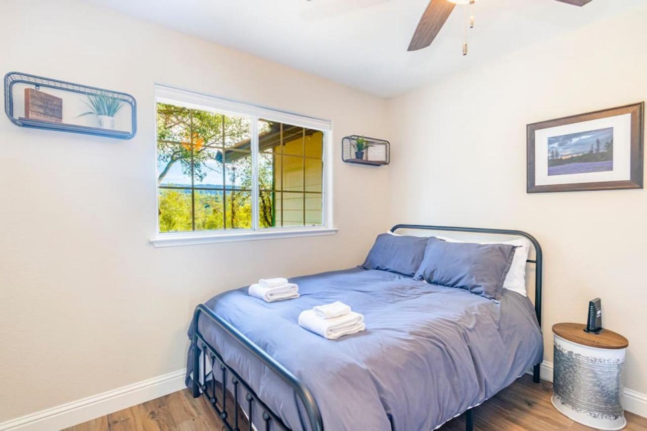 Mystic Mountain Villa, 14 Miles From Yosemite Окхерст Экстерьер фото